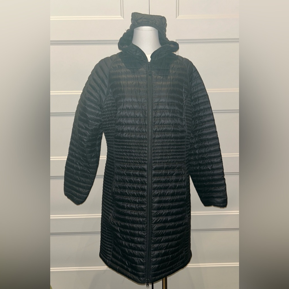 L.L. Bean Down Ultralight 850 Black Puffer Coat